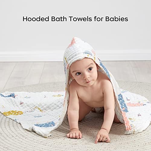 bc babycare 2-Pack Hooded Muslin Bath Towels 1
