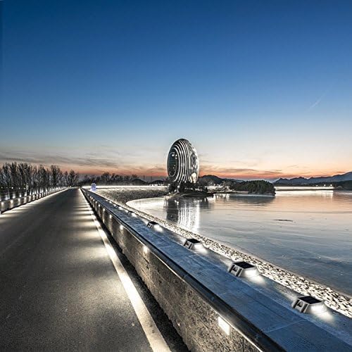 Sunwind Solar Deck Lights 4-Pack White Pathway Marker