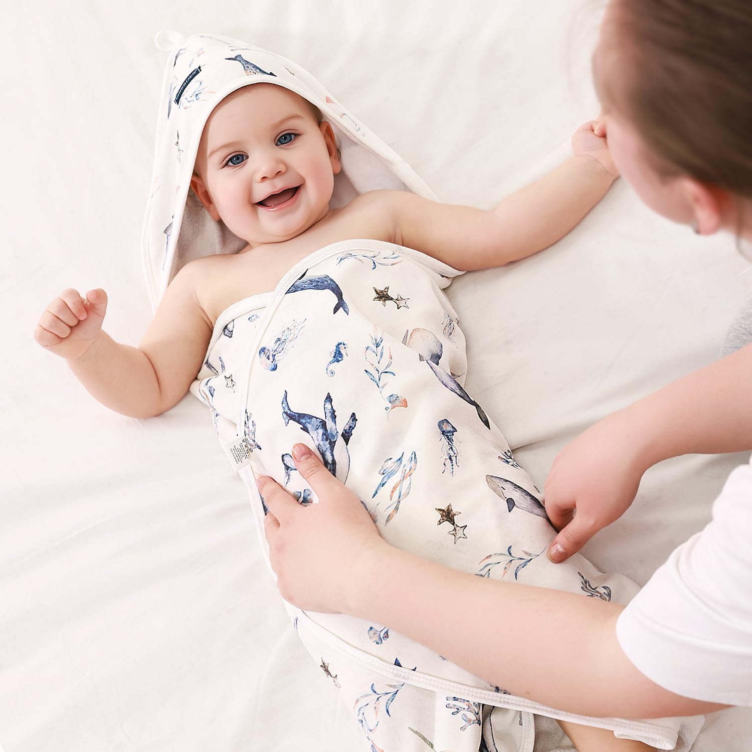 GRSSDER Baby Hooded Towel 2 Pack for Newborns and Toddlers