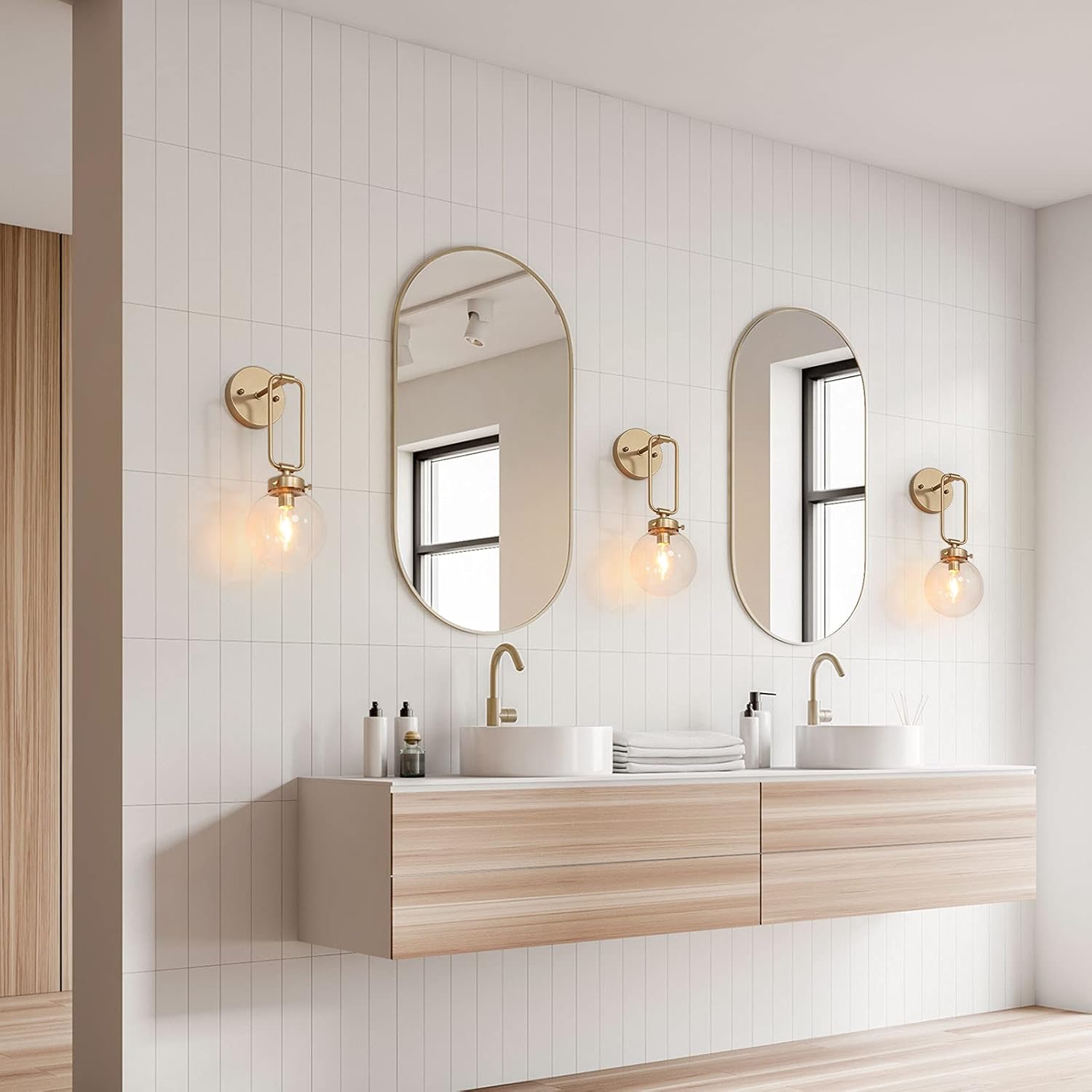 Classy Leaves God Globe Wall Sconce 1-Light Gold Vanity Light