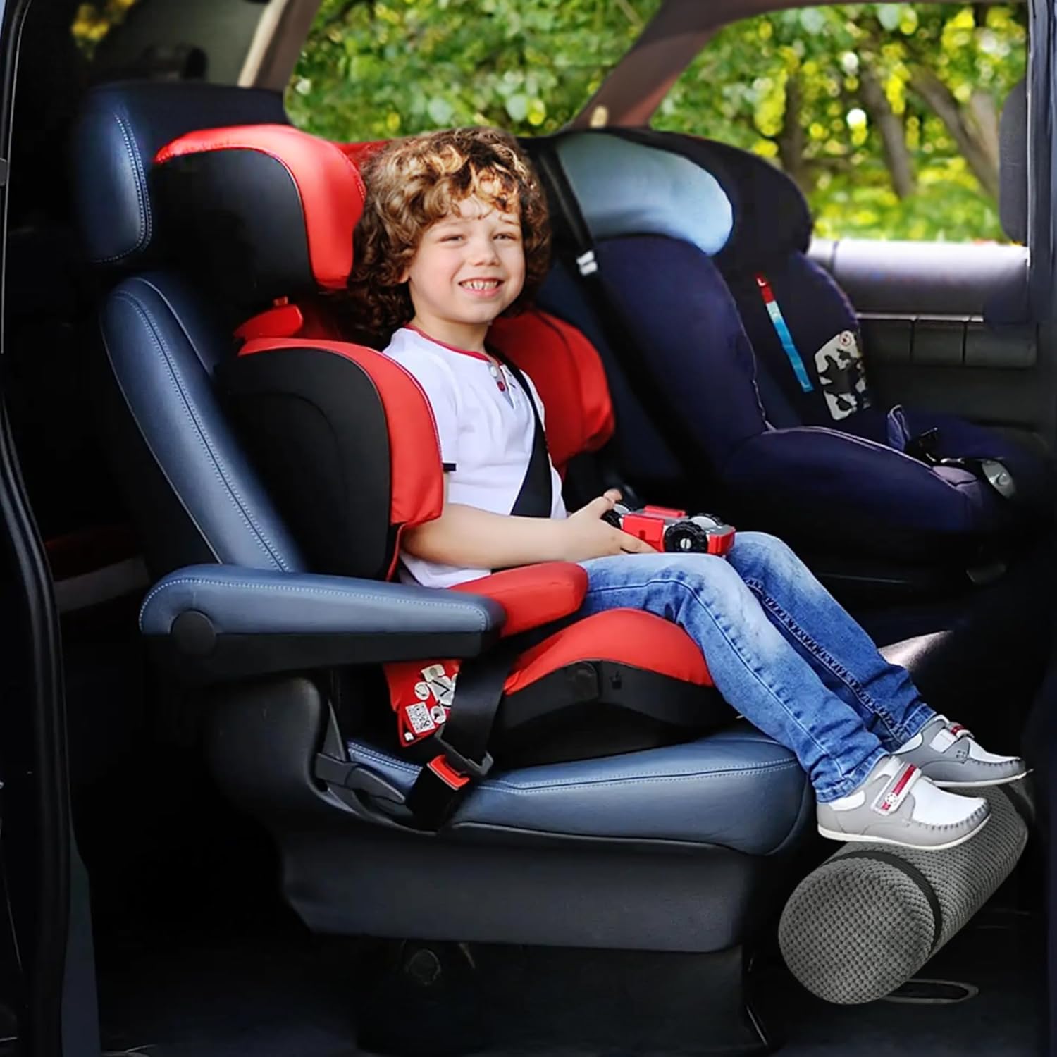 Swanoo Car Seat Foot Rest for Kids - Adjustable and Comfortable