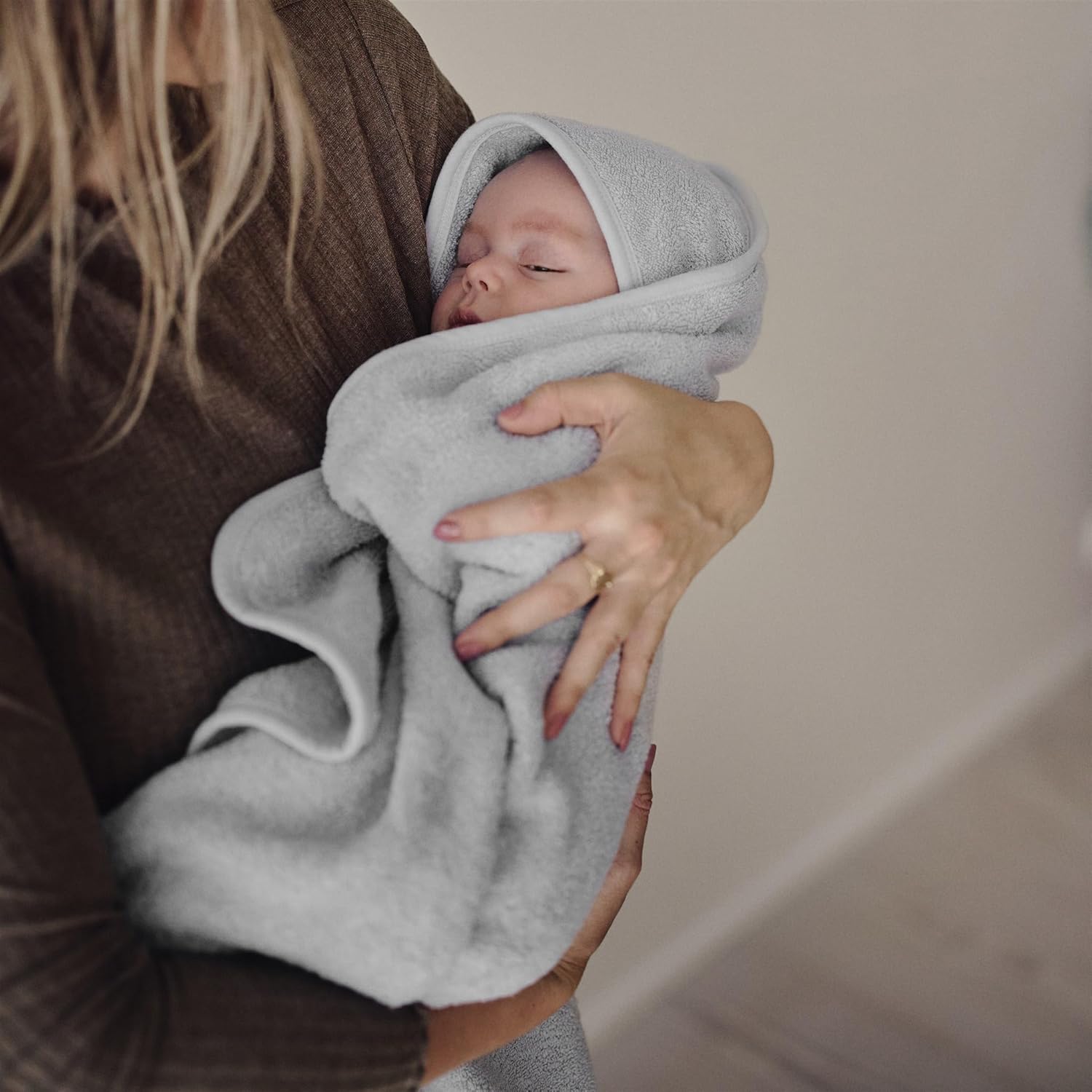 Huxie Baby Hooded Towel - Pearl Grey