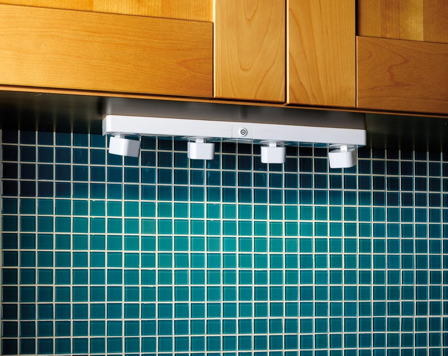 LIGHT IT by Fulcrum LED Fastrack Remote Control Set White Single Pack